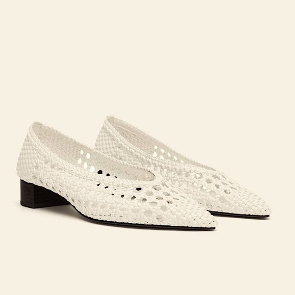 Zara woven white flats with pointed toe size 9